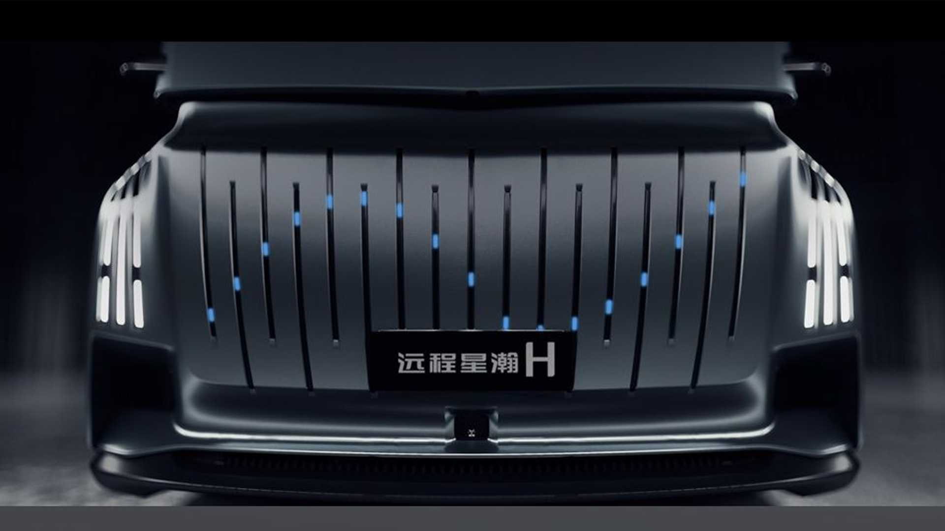 "Стиралка" и огромный дисплей в кабине: Geely готовит электрогрузовик в конкуренты Tesla Semi